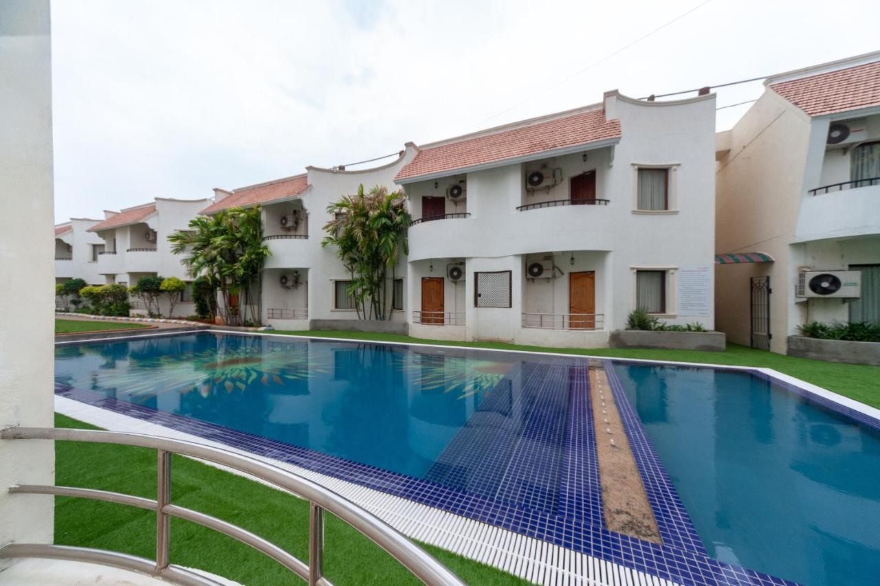 Capital O 6229 Ilara Hotels And Resorts Siruseri Eksteriør billede