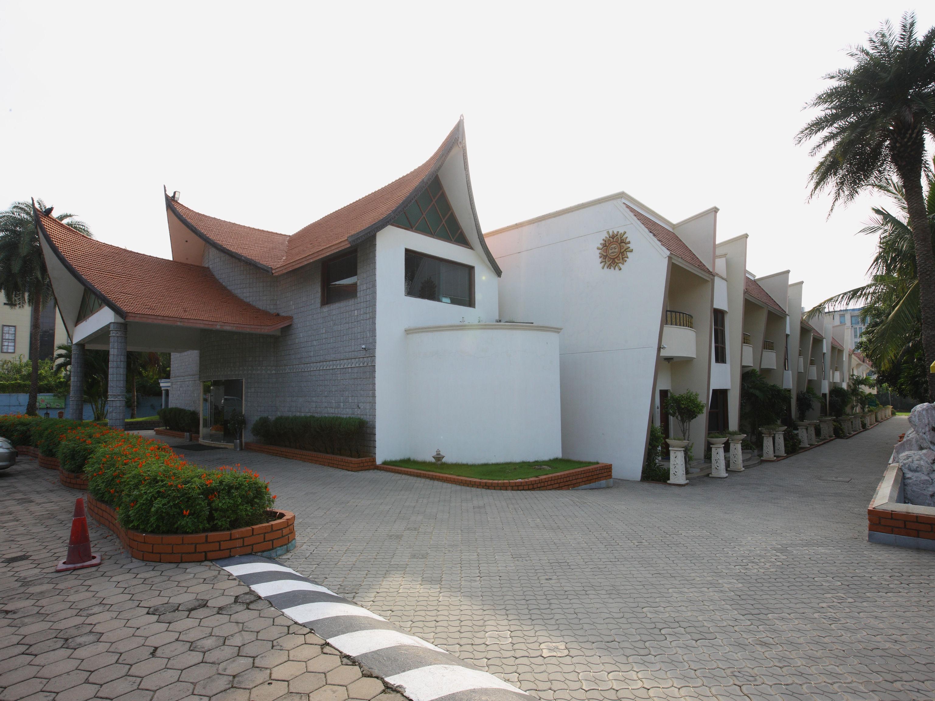 Capital O 6229 Ilara Hotels And Resorts Siruseri Eksteriør billede